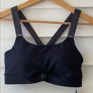 Under Armour M Sports Bra NWT